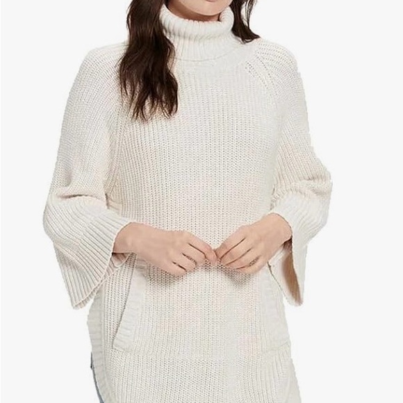 UGG Raelynn Sweater, size L - Picture 3 of 5